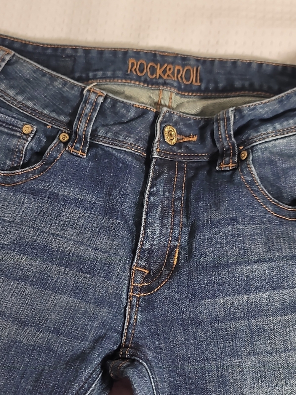 Rock & Roll Slim Straight Jeans in Washed Blue